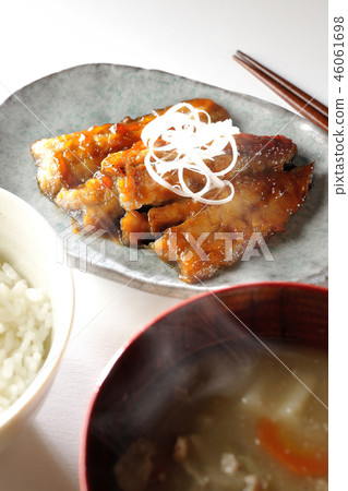 Fall sword fish skewer grilled set meal (with steam) Fall sword fish skewer grilled set meal (with steam) 46061698