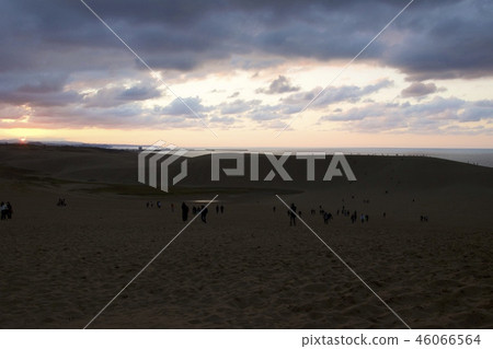 Tottori Dune in the evening (autumn) 46066564