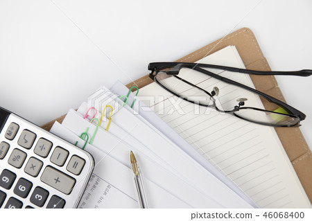 Contract document Contract document 46068400