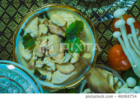 Tom Kha Gai (Thai Chicken Coconut Soup) 46068754