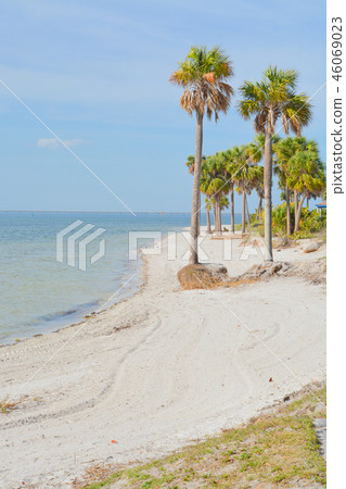 Мороженое чистая линия крок-шок с шок.крошкой пломбир 65г (46069023)
