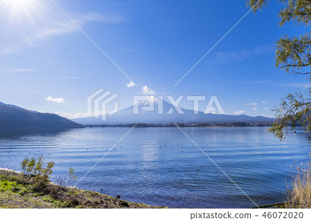 Landscape of Lake Kawaguchi and Mt. Fuji 46072020