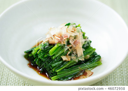 Spinach 46072938