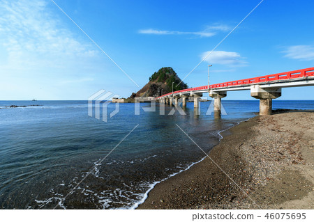 [Tsuruoka City, Yamagata Prefecture] The Yura coast is a legendary place that is said to have been met by eight maidens when the founders of Dewasanzan were founded. 46075695