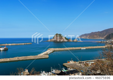 [Tsuruoka City, Yamagata Prefecture] The Yura coast is a legendary place that is said to have been met by eight maidens when the founders of Dewasanzan were founded. 46075696