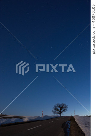 Melting hills and Orion seat Bieicho 46076109