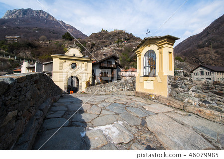 奧斯塔山谷羅馬橋Pont-Saint-Martin(意大利瓦萊達奧斯塔) 奧斯塔山谷羅馬橋Pont-Saint-Martin(意大利瓦萊達奧斯塔) 46079985