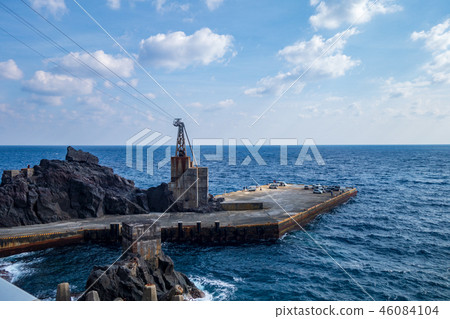 Three treasure port old dike 46084104