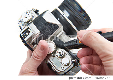 Cleaning body photographic DSLR camera with brush Cleaning body photographic DSLR camera with brush 46084752
