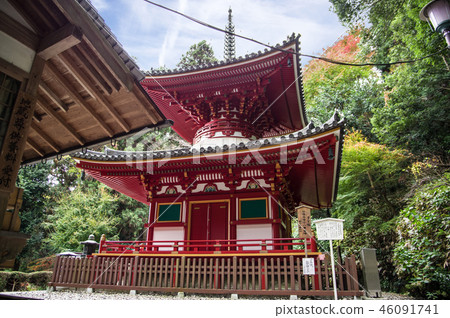 Many treasure towers of Emeishan temple Many treasure towers of Emeishan temple 46091741