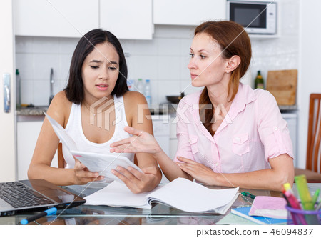 Girl learns badly 46094837