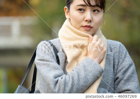 Business woman autumn coat OL lifestyle image Business woman autumn coat OL lifestyle image 46097269