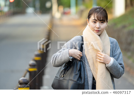 Business woman autumn coat OL lifestyle image 46097317