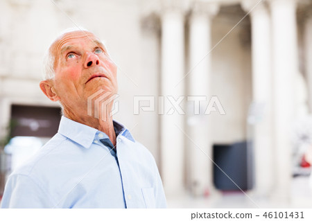 Man observing museum exposition Man observing museum exposition 46101431