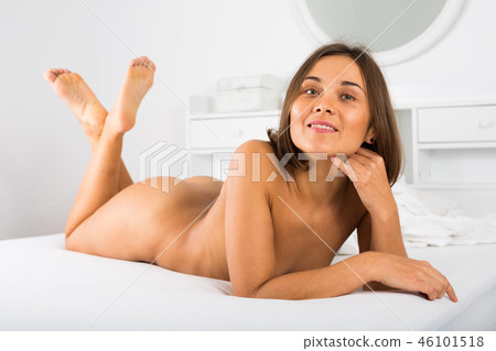 Woman lying poses 46101518