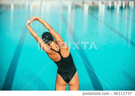 Female swimming front crawl. Female swimming front crawl. 46111737