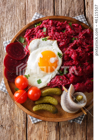 traditional Labskaus recipe of potato, corned beef 46115507