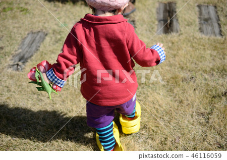 一個孩子 一個孩子 46116059