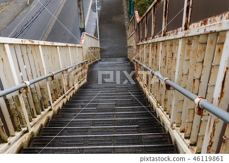 人行天橋 46119861