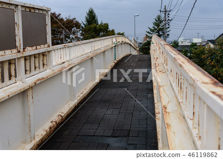 人行天橋 人行天橋 46119862