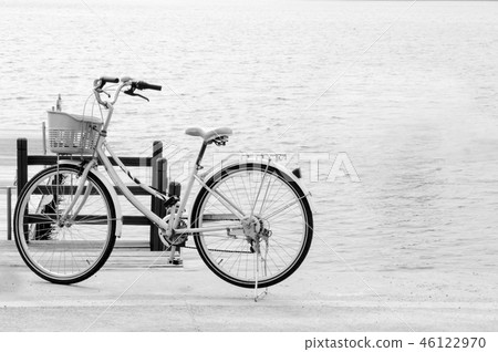 Bicycle in rest 46122970