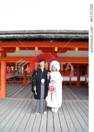 Shinto wedding ceremony Shinto wedding ceremony 46125108