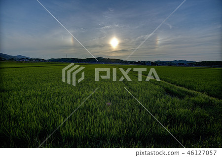 sun halo and sun dog sun halo and sun dog 46127057