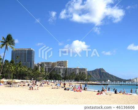 Sea bathing at Kahanamoku beach in Hawaii Sea bathing at Kahanamoku beach in Hawaii 46136606