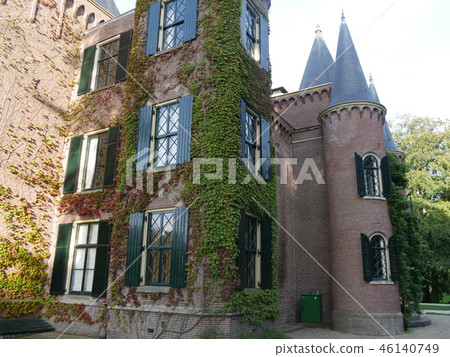 Dutch Keukenhof Castle 46140749