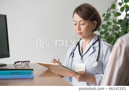一個女人 一個女人 46142181