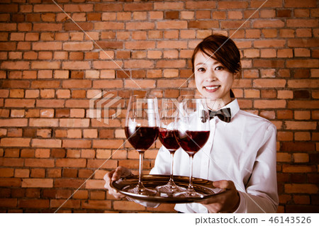 Wine clerk 46143526