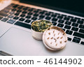 大麻與筆電 46144902