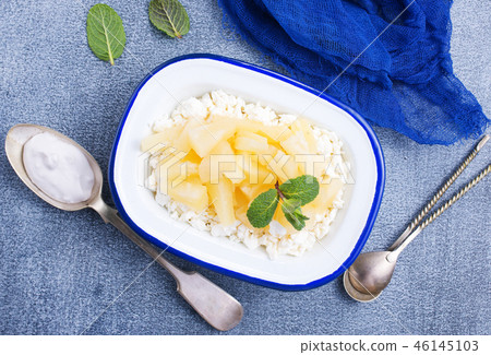 cottage with pineapple cottage with pineapple 46145103