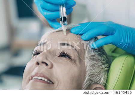 Senior Woman Receiving Botox Injection 46145436