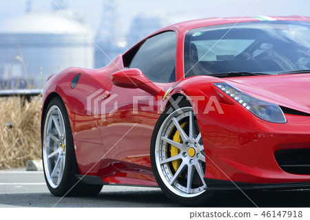 紅色豪華跑車 46147918