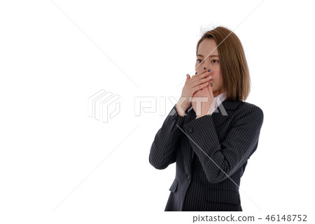 一套西裝的女人 46148752