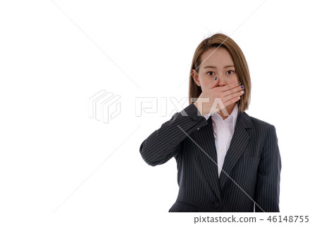 一套西裝的女人 46148755