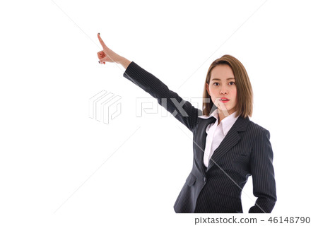 一套西裝的女人 46148790