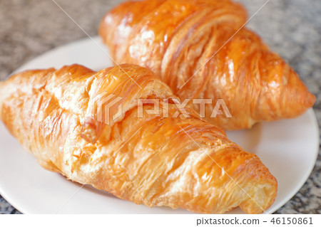 Home Paris croissant 46150861