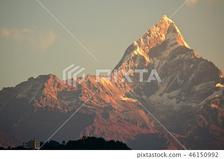 Machapupare的日出 46150992