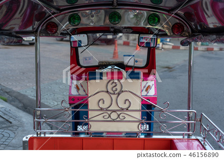 泰國出租汽車tuk tuk位子 泰國出租汽車tuk tuk位子 46156890