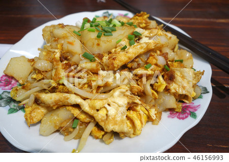 Fried rice carrot cake with bean sprouts Fried rice carrot cake with bean sprouts 46156993