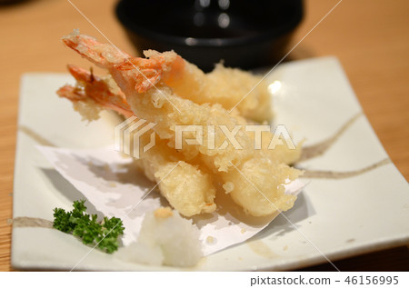 Close up of deep-fried tempura shrimps 46156995