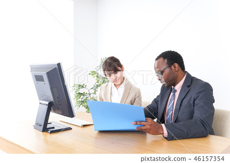 Foreign workers 46157354