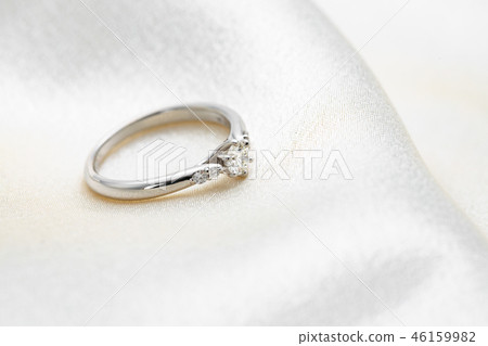 Diamond engagement ring Diamond engagement ring 46159982