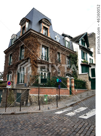 House on a Corner, Paris, France House on a Corner, Paris, France 46160052