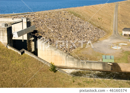 Wingecarribee Dam 46160374