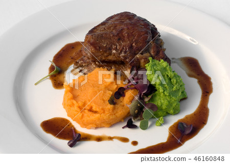 Sirloin Steak with Sweet Potato Mash Sirloin Steak with Sweet Potato Mash 46160848