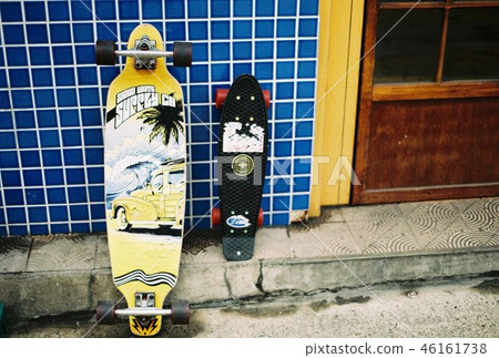 Street emotion 46161738