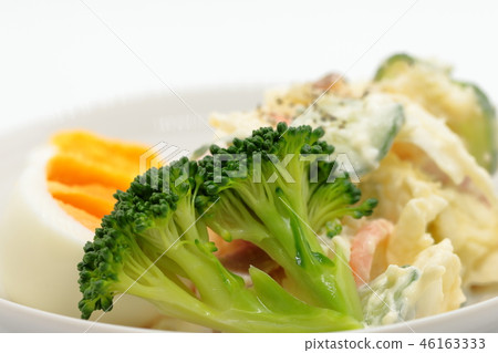 Home-made homemade "potato salad" 46163333